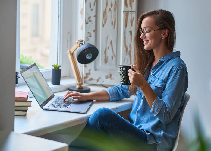 A internet fibra óptica é a melhor opção para quem quer estudar, pois nunca deixa você desconectado